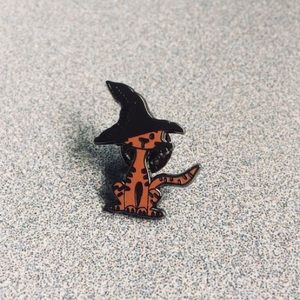 Little Orange Cat with Hat enamel pin